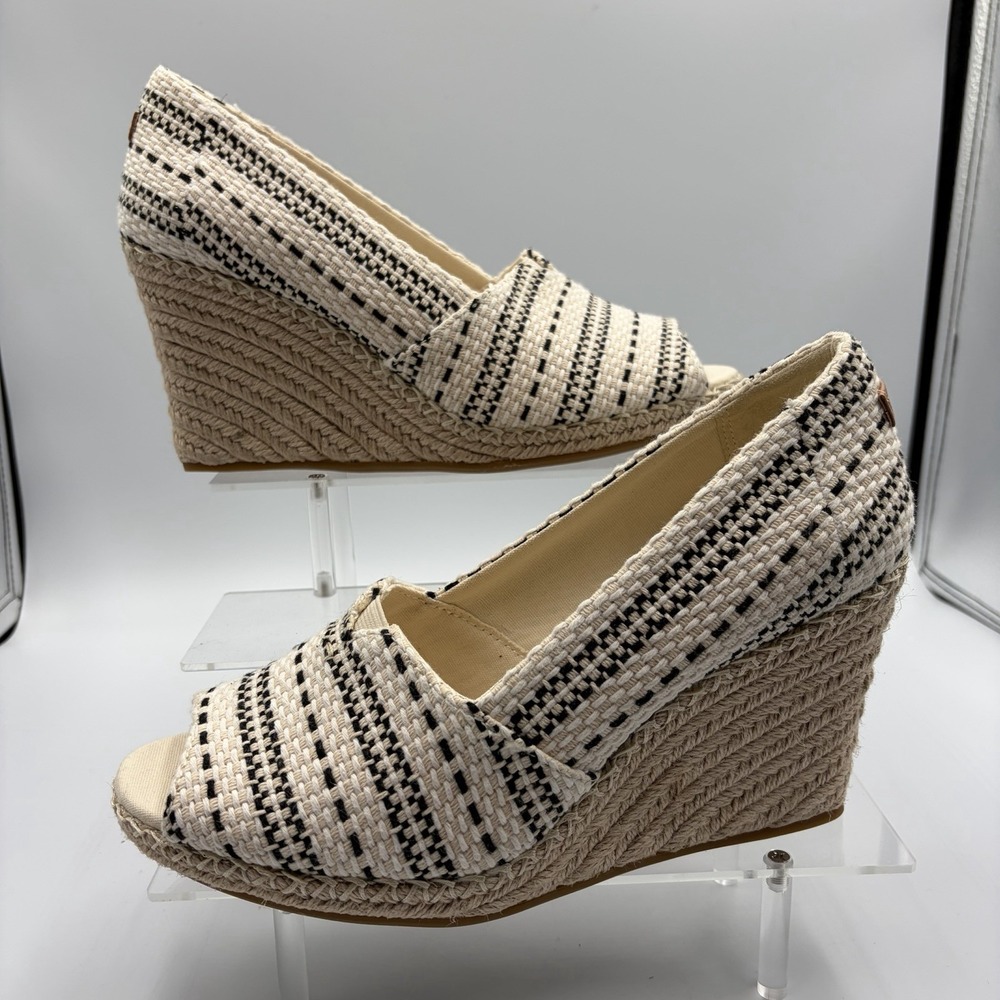 TOMS Women's 8.5‎ Espadrille Wedge Shoes Cream Black Stripe Peep Toe Woven Style